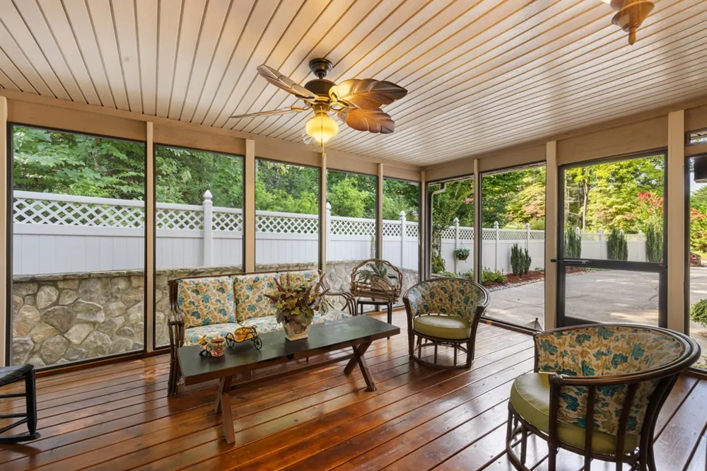 1396 Deerfield Road Young Harris, GA 30582