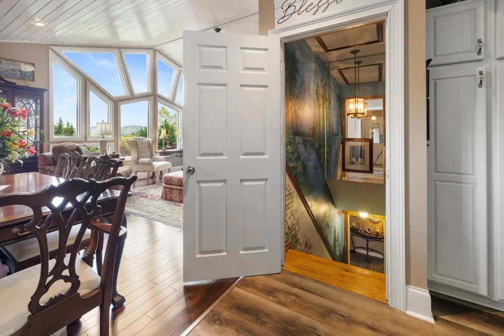 1396 Deerfield Road Young Harris, GA 30582