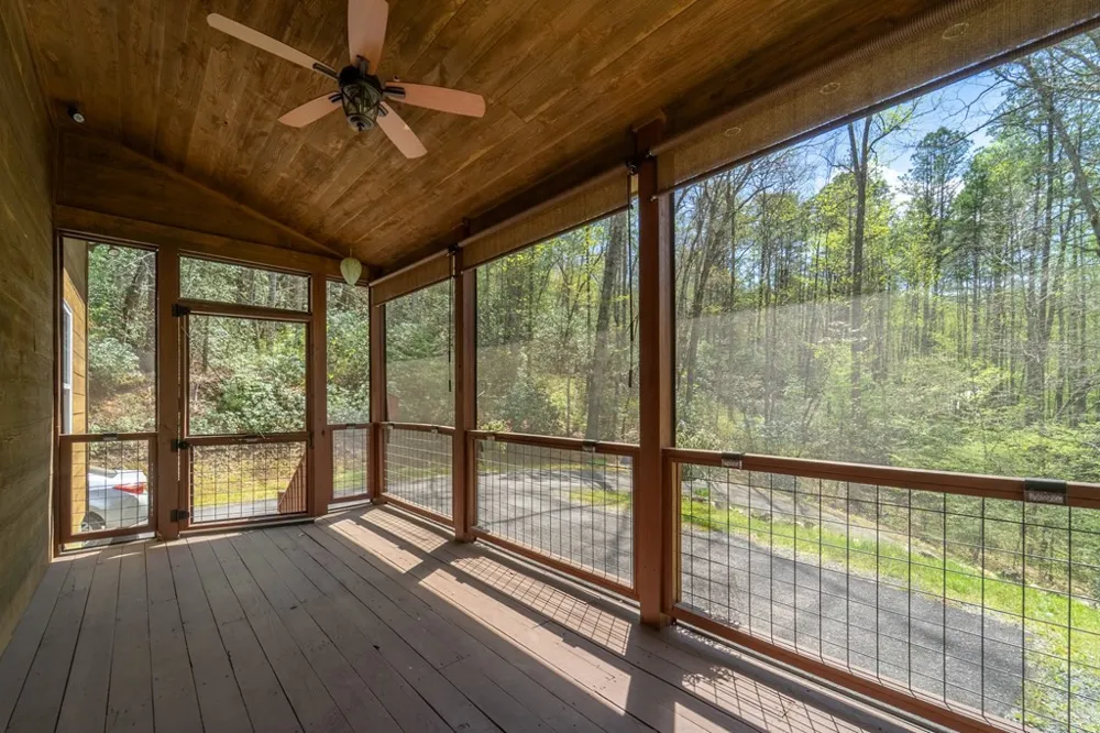 138 Hubbell Lane Robbinsville, NC 28771