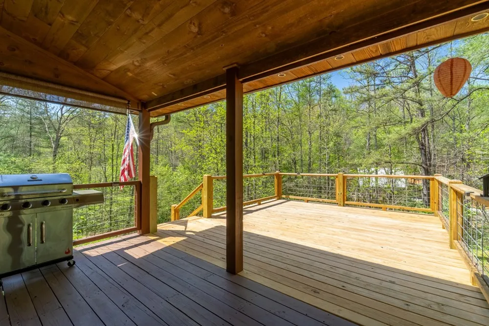138 Hubbell Lane Robbinsville, NC 28771