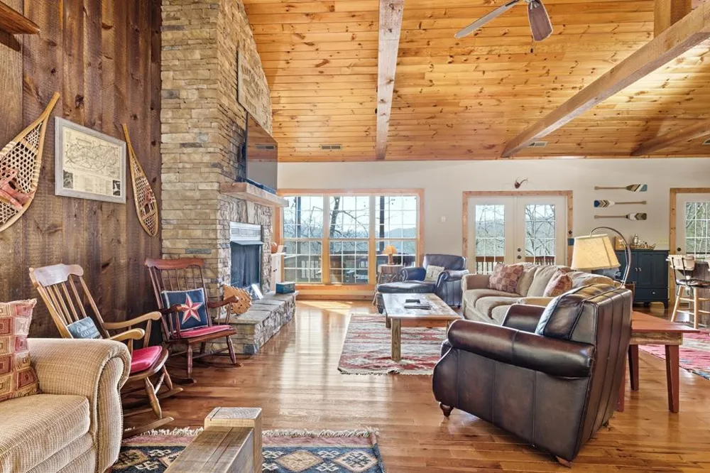 362 Nantahala Harbor Drive Topton, NC 28781