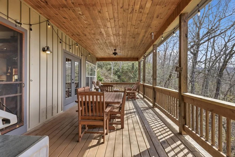 362 Nantahala Harbor Drive Topton, NC 28781