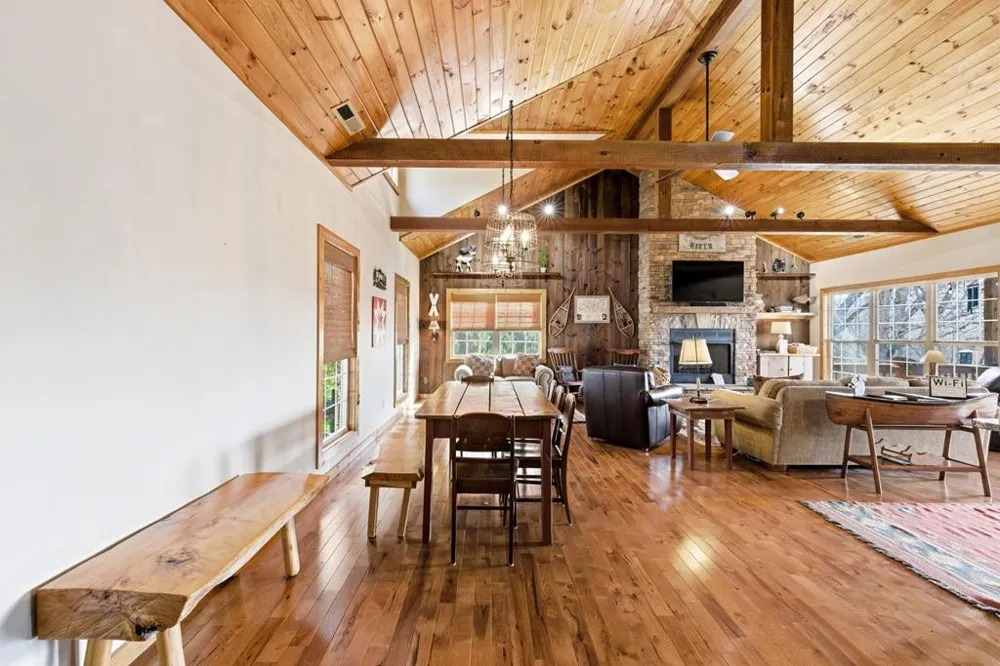 362 Nantahala Harbor Drive Topton, NC 28781