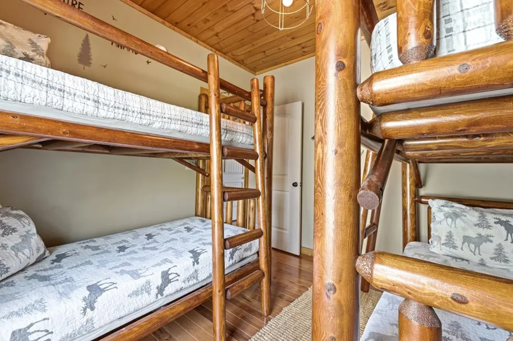 362 Nantahala Harbor Drive Topton, NC 28781