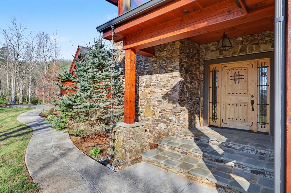 4760 Anderson Road Hiawassee, GA 30546