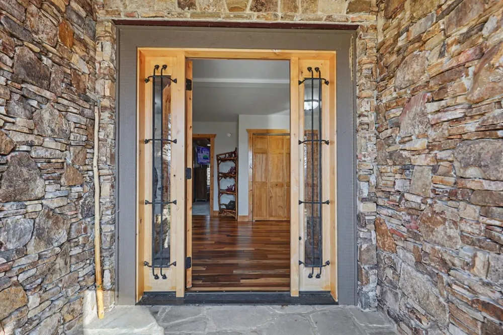 4760 Anderson Road Hiawassee, GA 30546