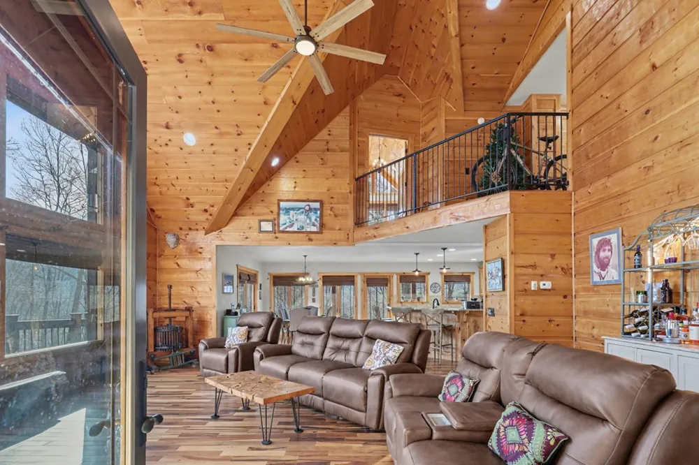 4760 Anderson Road Hiawassee, GA 30546