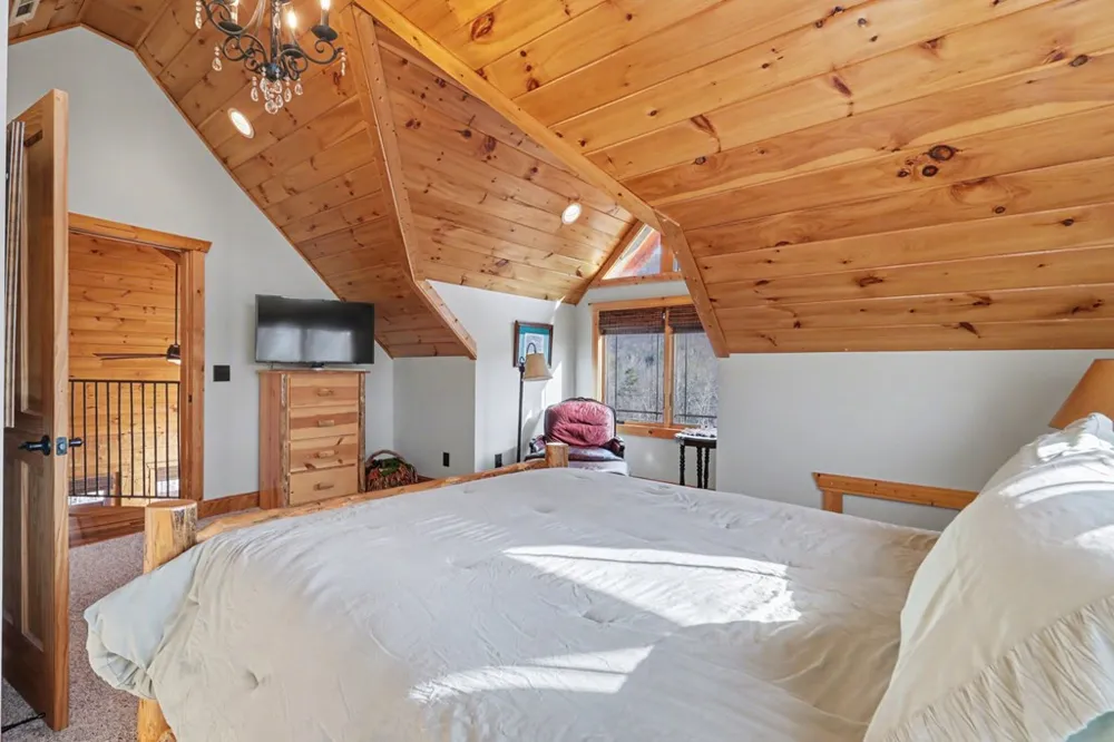 4760 Anderson Road Hiawassee, GA 30546