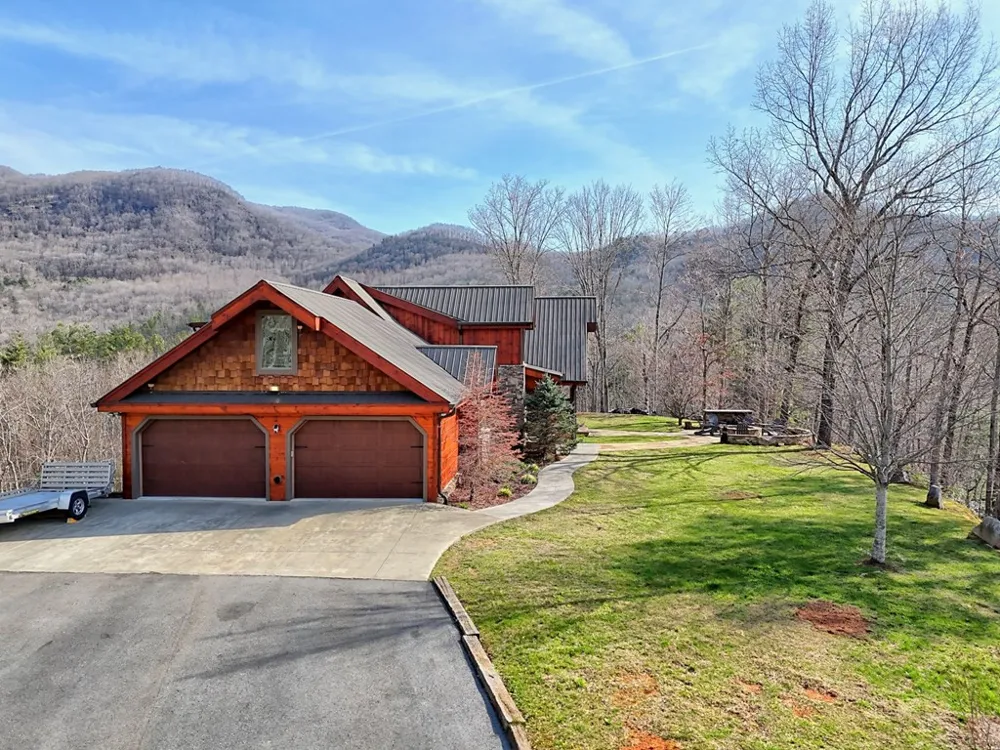 4760 Anderson Road Hiawassee, GA 30546