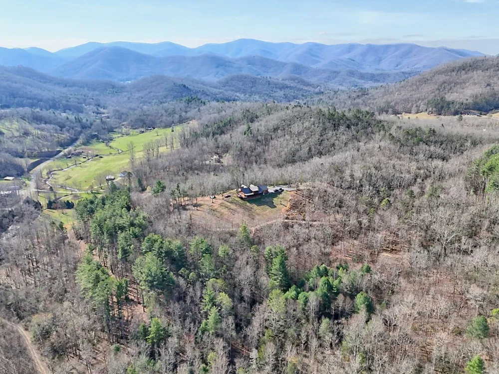 4760 Anderson Road Hiawassee, GA 30546