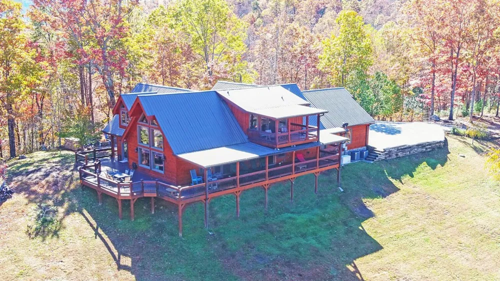 4760 Anderson Road Hiawassee, GA 30546