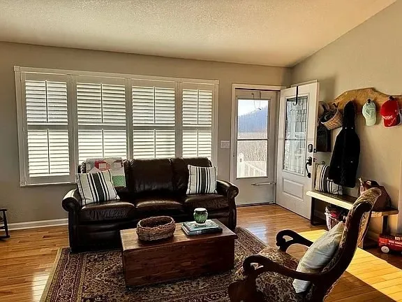 7 Lakeview Drive Hayesville, NC 28904