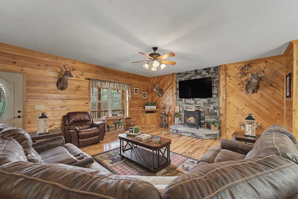 1960 Atoah Road Robbinsville, NC 28771