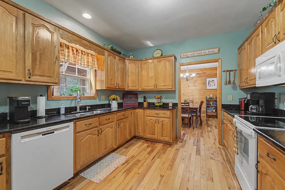 1960 Atoah Road Robbinsville, NC 28771