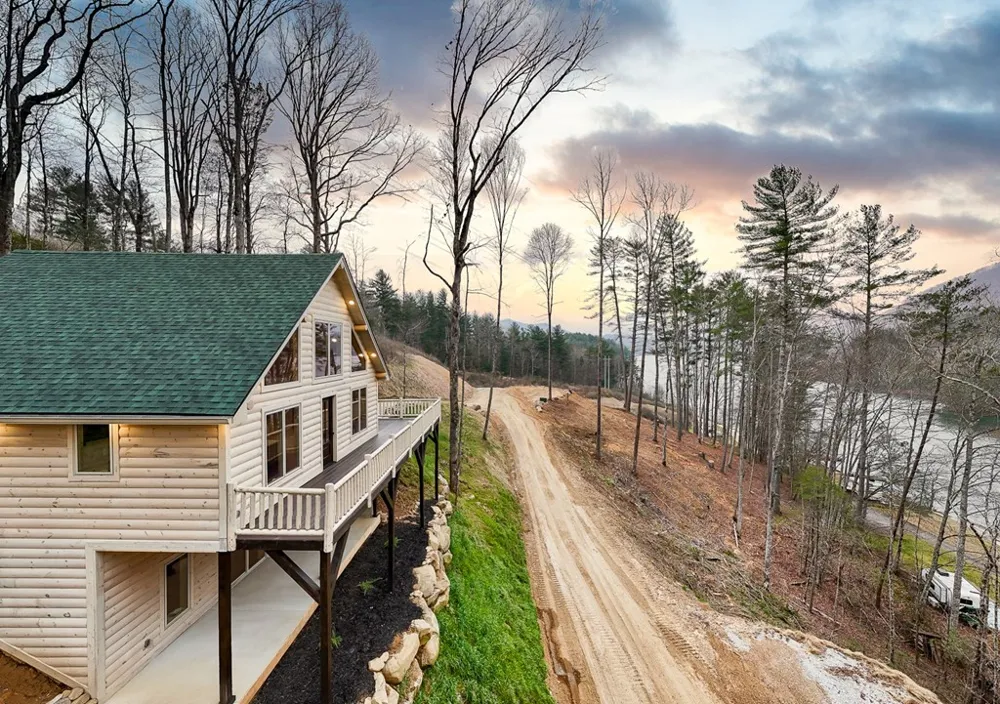 153 Betty Sue Deyton Road Robbinsville, NC 28771