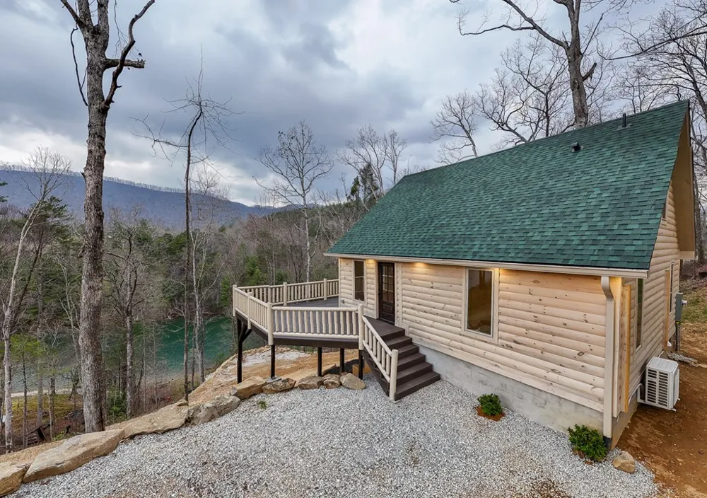 153 Betty Sue Deyton Road Robbinsville, NC 28771