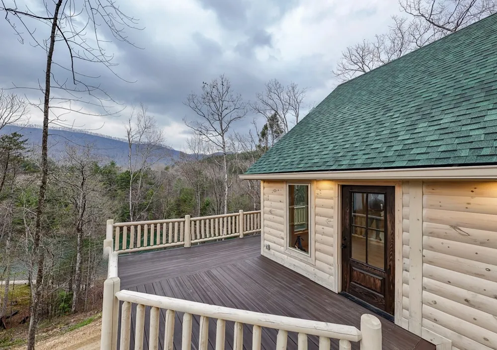 153 Betty Sue Deyton Road Robbinsville, NC 28771