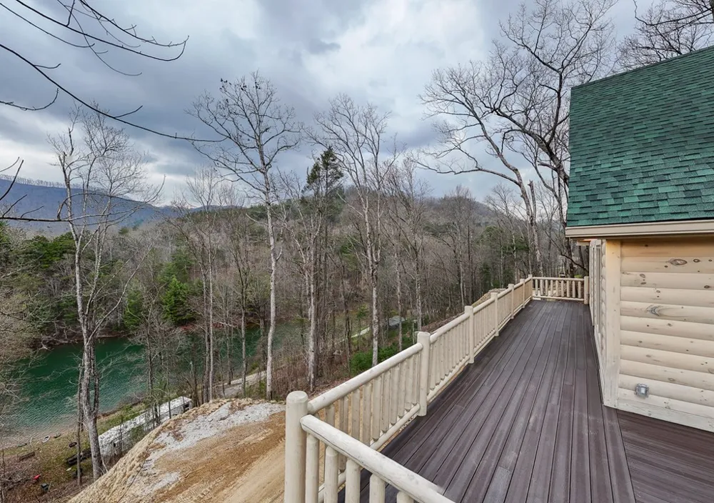 153 Betty Sue Deyton Road Robbinsville, NC 28771