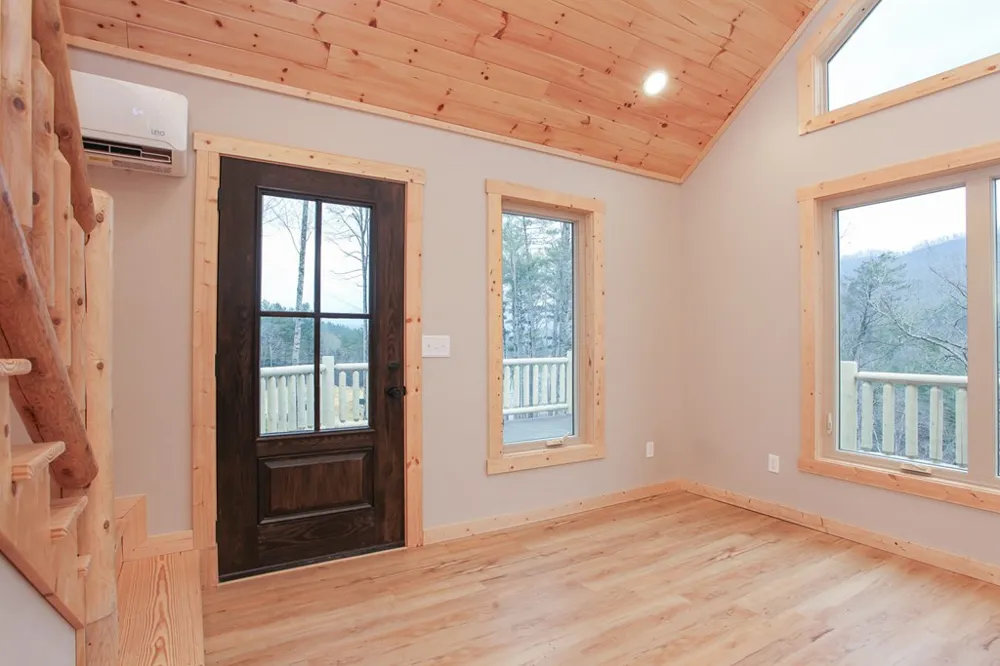153 Betty Sue Deyton Road Robbinsville, NC 28771