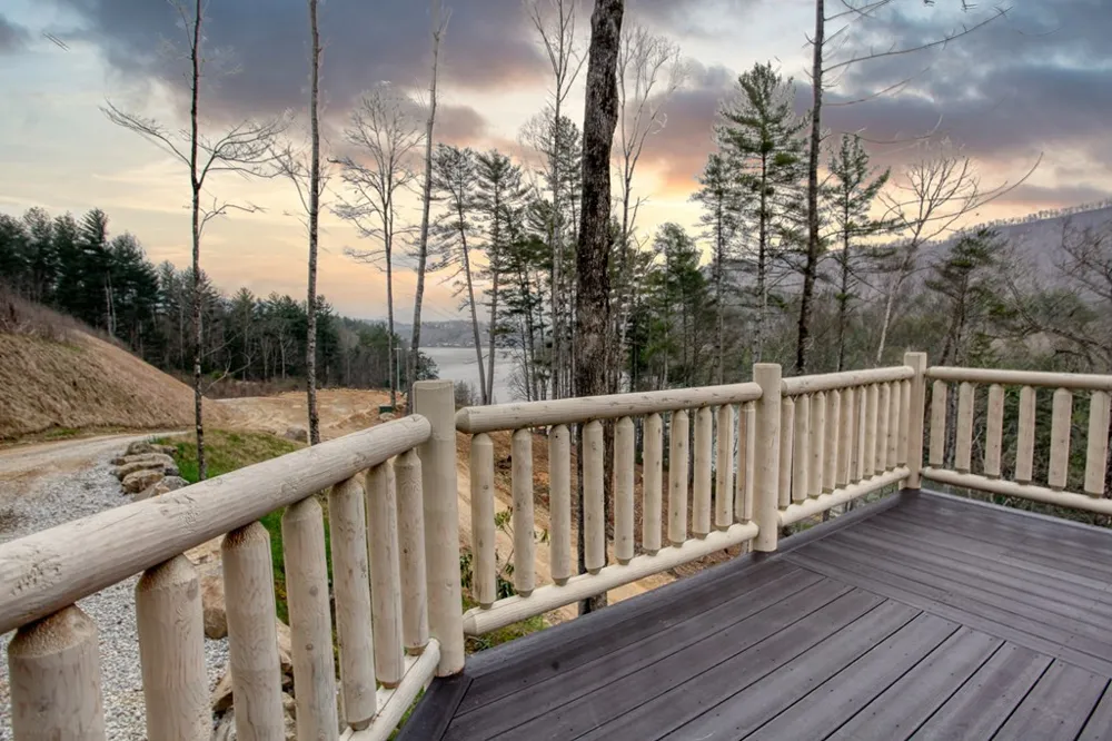153 Betty Sue Deyton Road Robbinsville, NC 28771