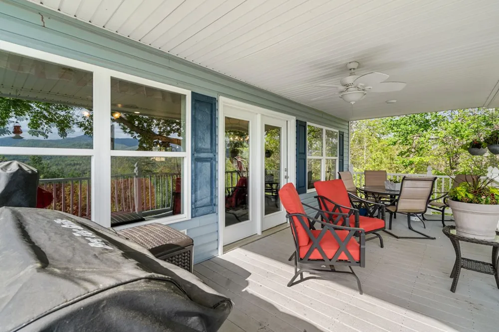 619 Pounding Mill Loop Hayesville, NC 28904