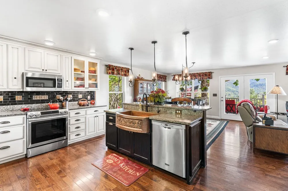 619 Pounding Mill Loop Hayesville, NC 28904