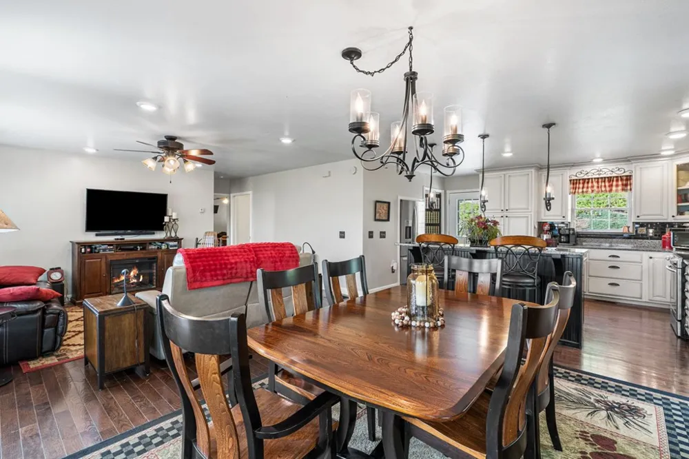 619 Pounding Mill Loop Hayesville, NC 28904