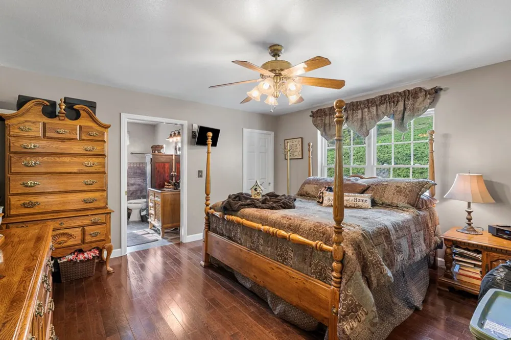 619 Pounding Mill Loop Hayesville, NC 28904