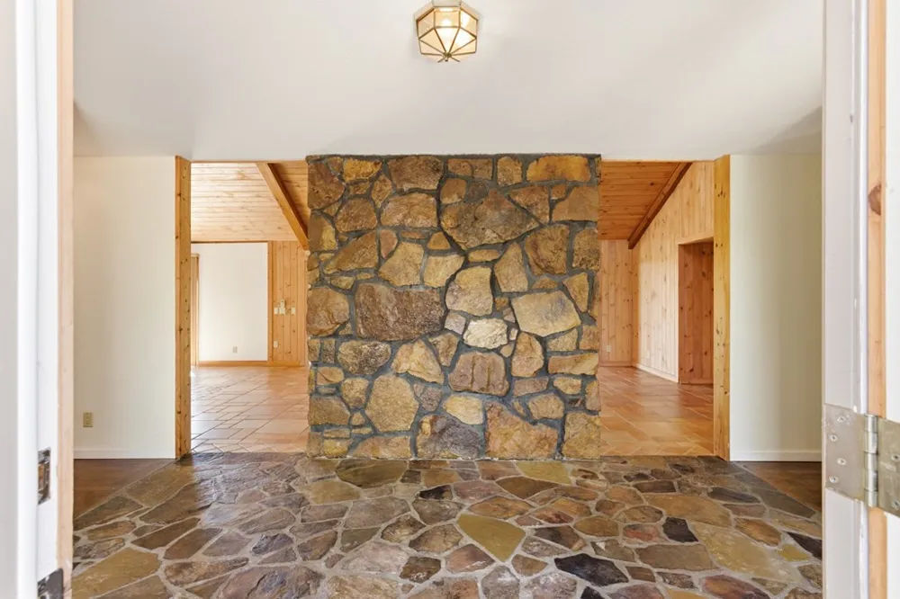 853 Caler Road Brasstown, NC 28902