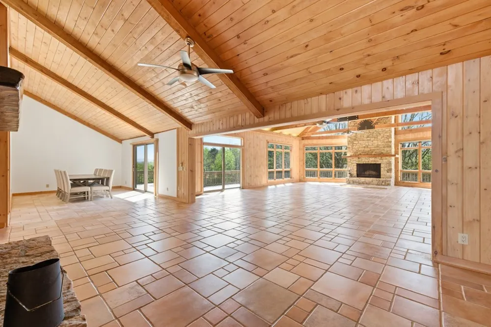 853 Caler Road Brasstown, NC 28902