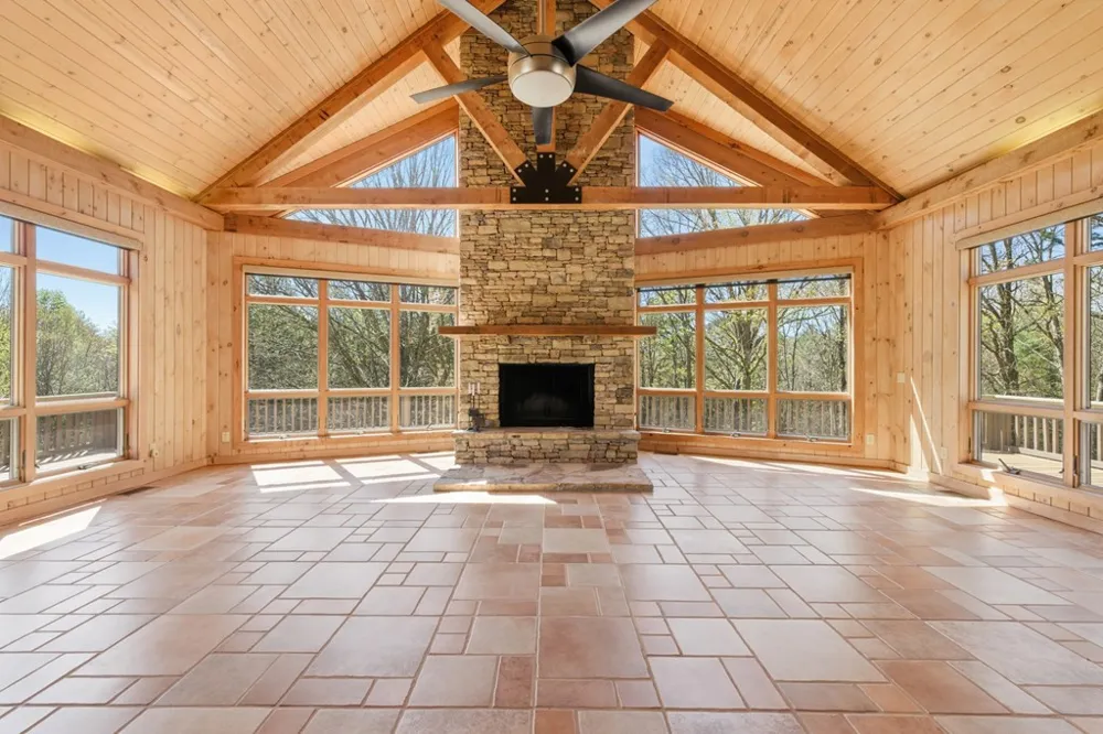 853 Caler Road Brasstown, NC 28902