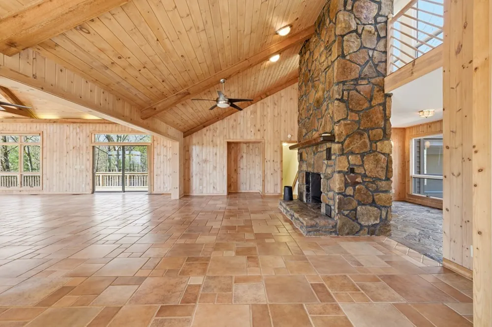 853 Caler Road Brasstown, NC 28902