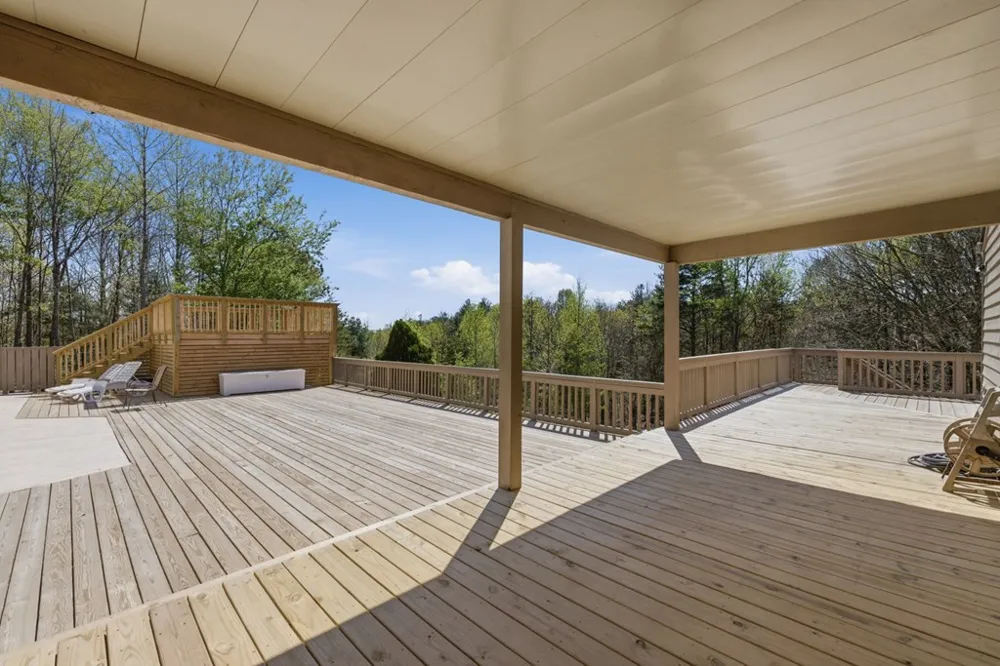 853 Caler Road Brasstown, NC 28902