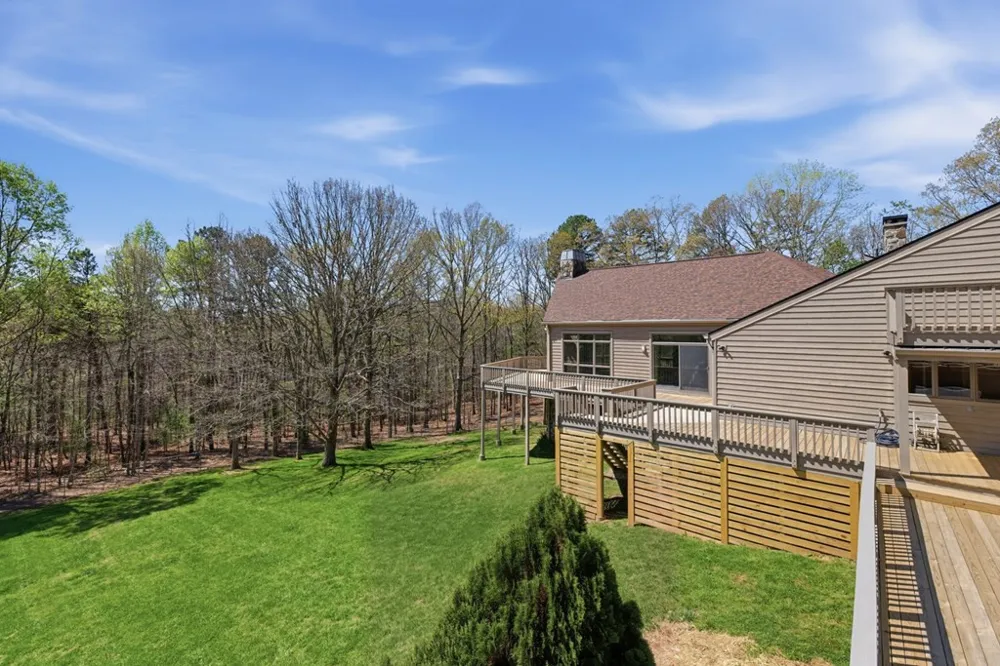 853 Caler Road Brasstown, NC 28902