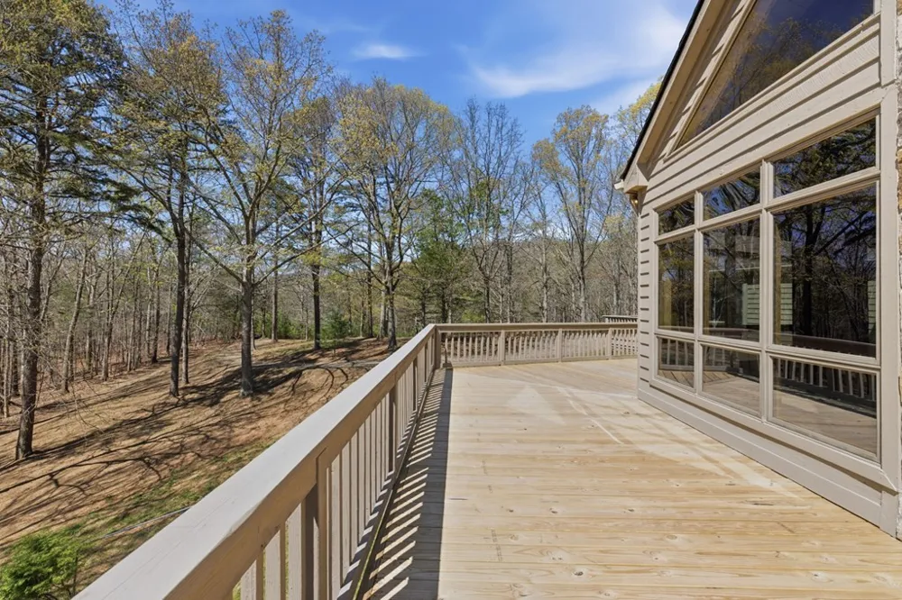 853 Caler Road Brasstown, NC 28902