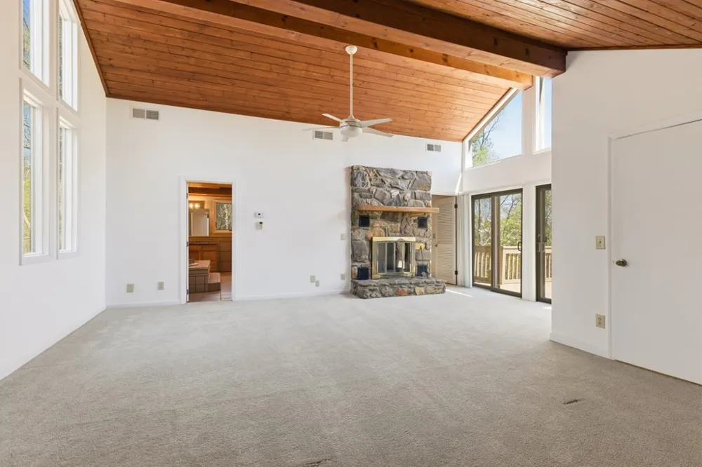 853 Caler Road Brasstown, NC 28902