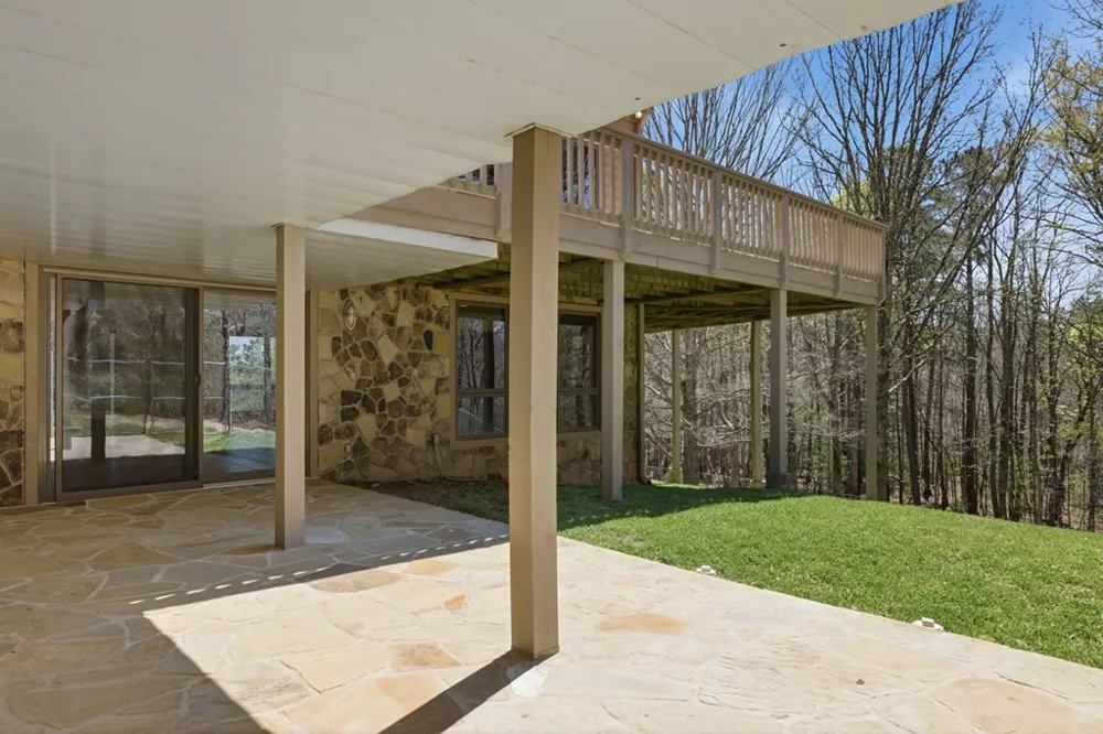 853 Caler Road Brasstown, NC 28902