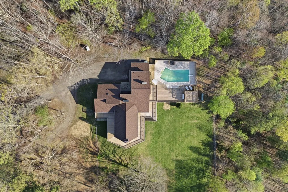 853 Caler Road Brasstown, NC 28902