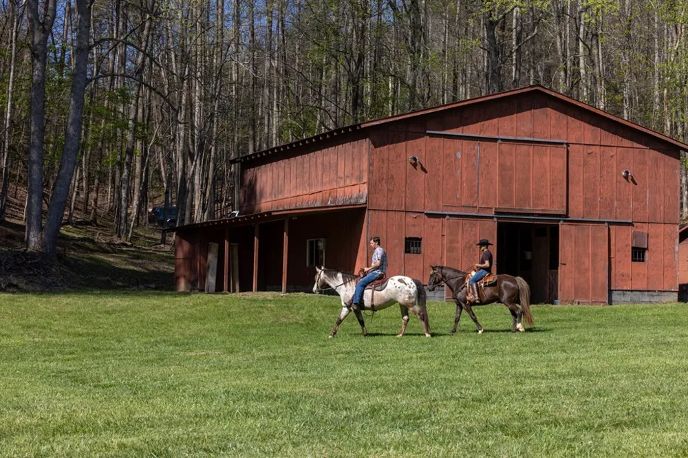 853 Caler Road Brasstown, NC 28902