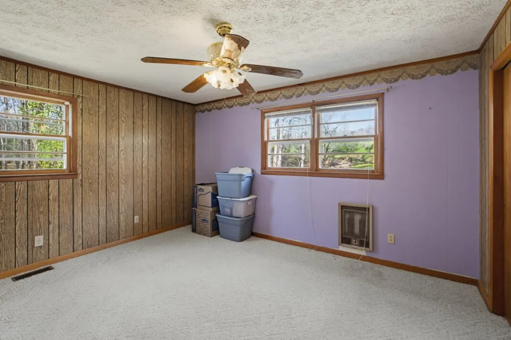 1266 Ford Road Warne, NC 28909