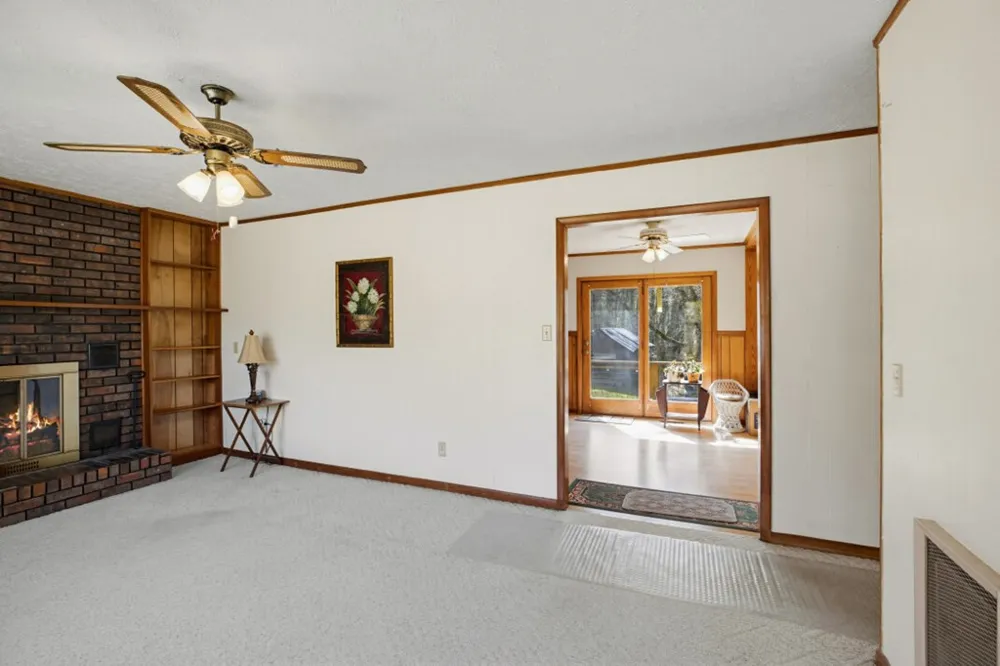 1266 Ford Road Warne, NC 28909
