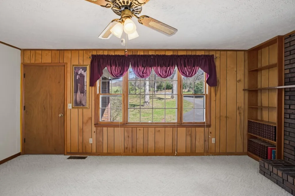 1266 Ford Road Warne, NC 28909