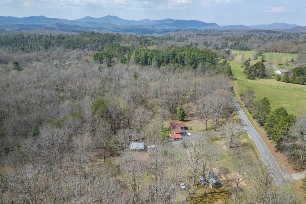 1266 Ford Road Warne, NC 28909