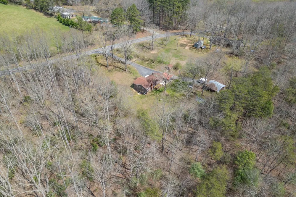 1266 Ford Road Warne, NC 28909
