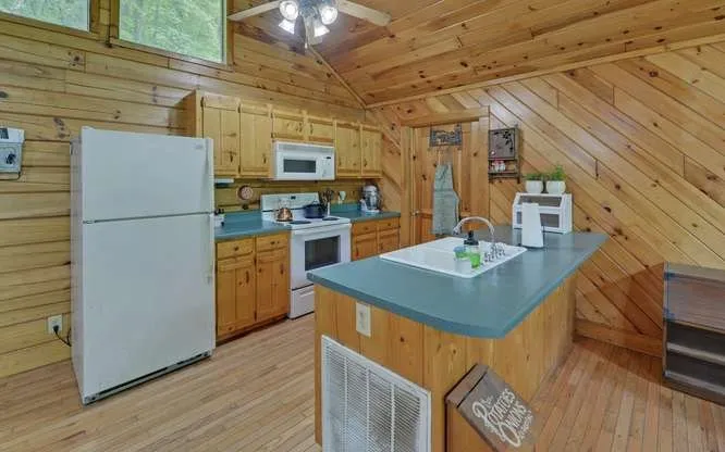 192 Nantahala Dam Road Nantahala, NC 28781