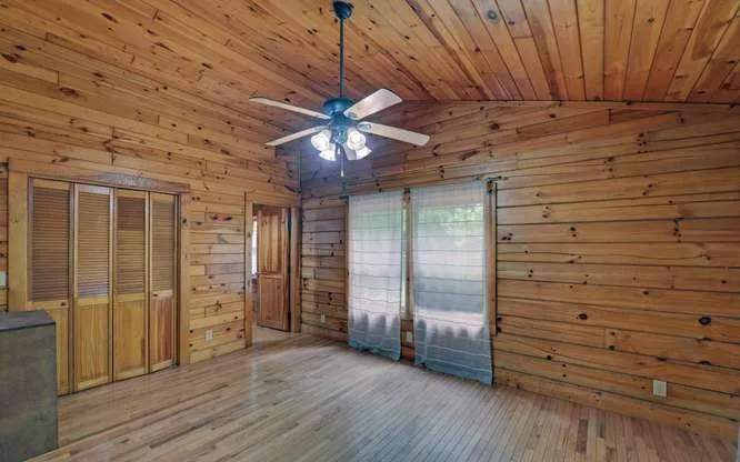 192 Nantahala Dam Road Nantahala, NC 28781