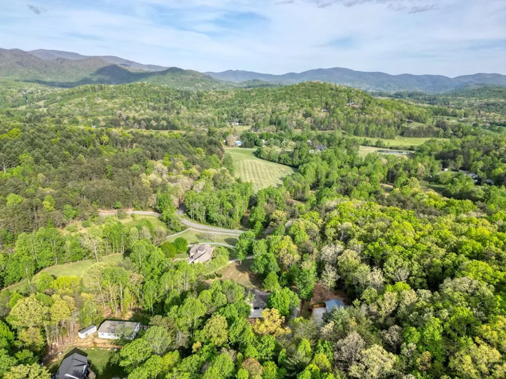 78 Bells Hollow Blairsville, GA 30512