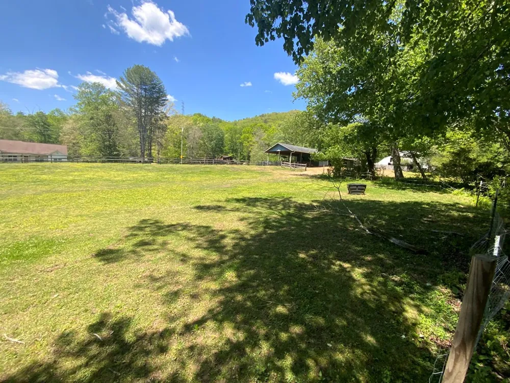 136 Gibson Road Andrews, NC 28901