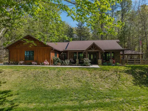190 Galloway Drive