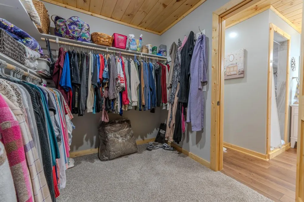 190 Galloway Drive Hayesville, NC 28904